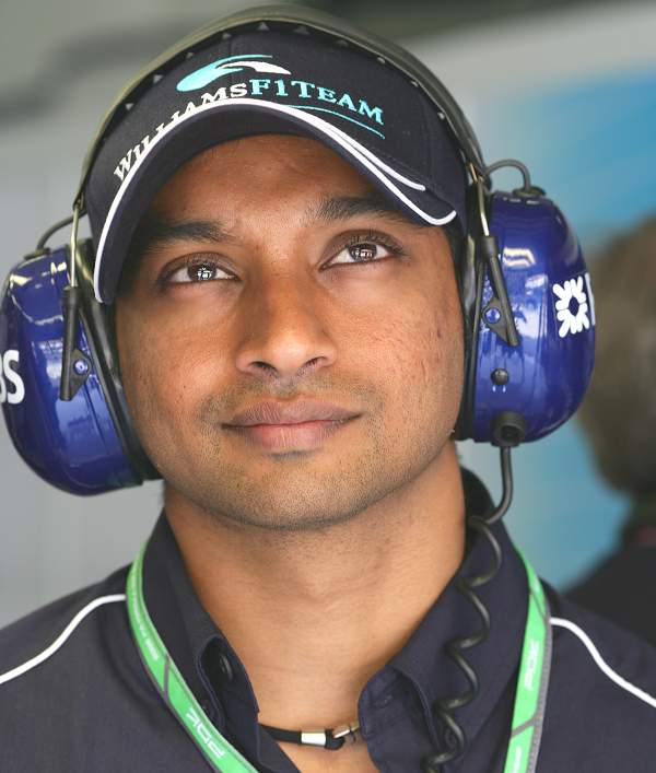 n_karthikeyan_l.jpg